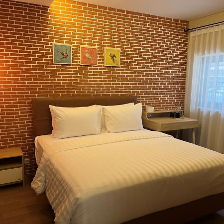 Lugano Arte Homestay Jakarta Exteriör bild
