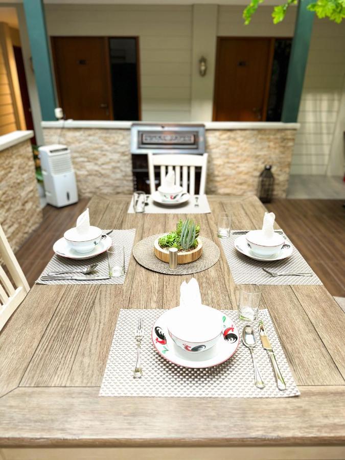 Lugano Arte Homestay Jakarta Exteriör bild