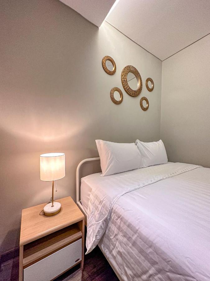 Lugano Arte Homestay Jakarta Exteriör bild