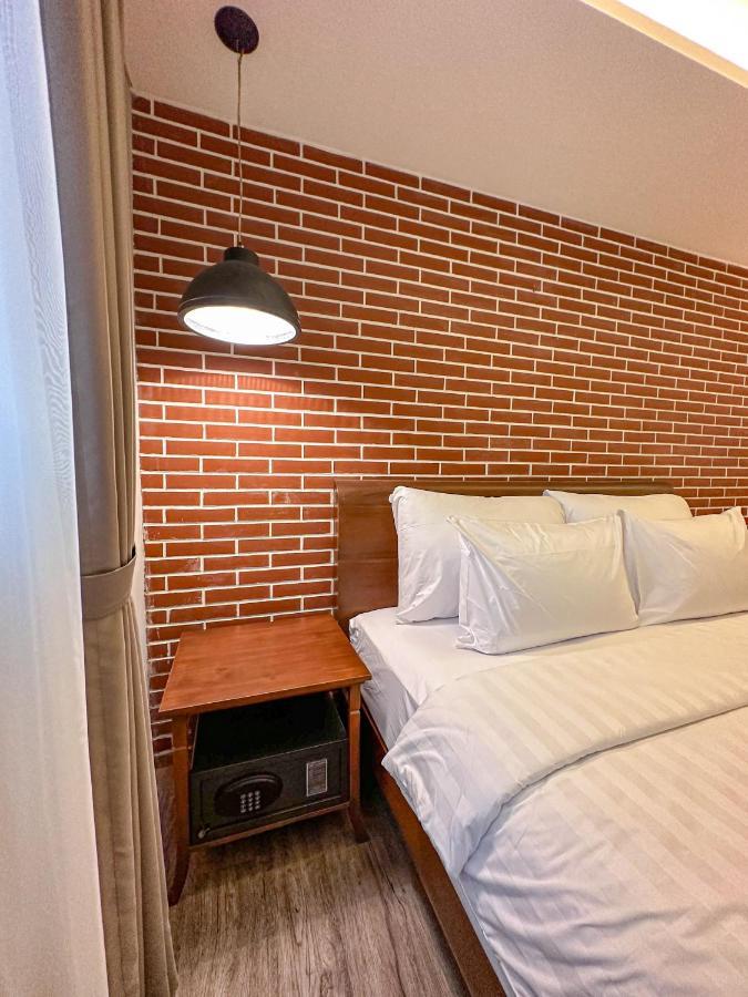 Lugano Arte Homestay Jakarta Exteriör bild