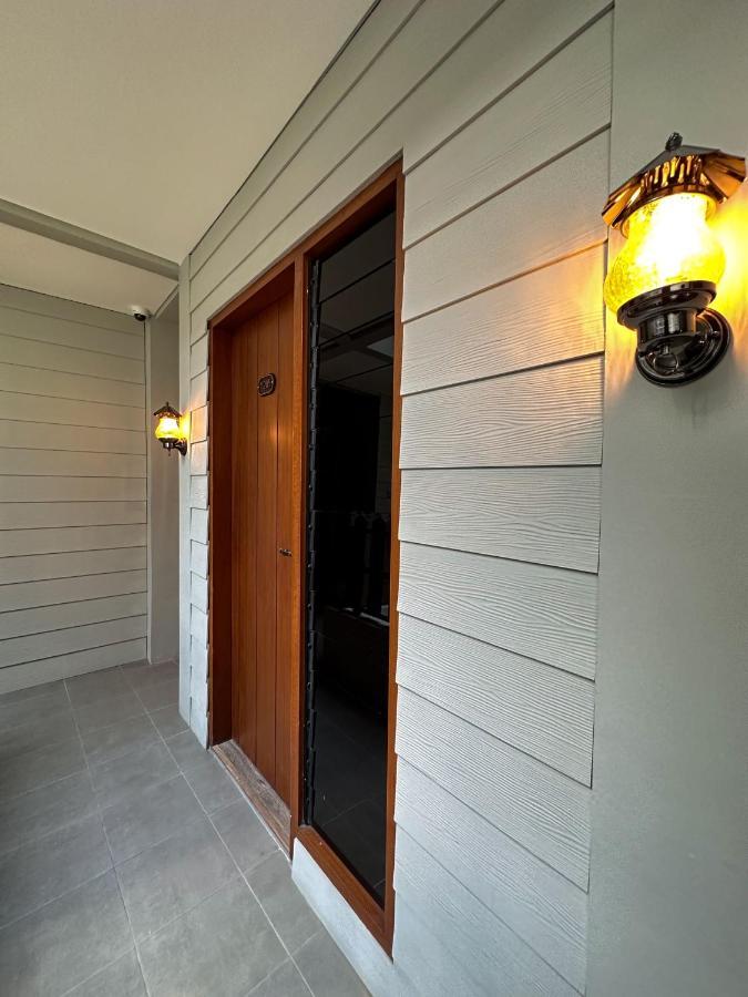 Lugano Arte Homestay Jakarta Exteriör bild