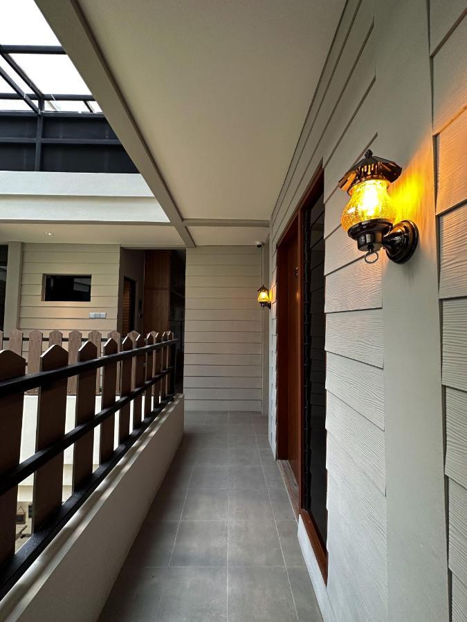Lugano Arte Homestay Jakarta Exteriör bild