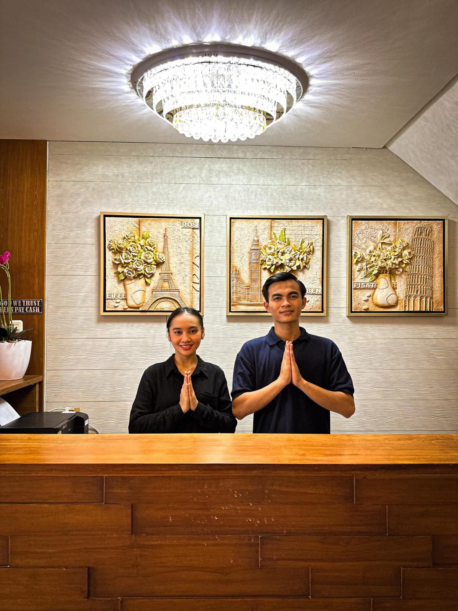 Lugano Arte Homestay Jakarta Exteriör bild
