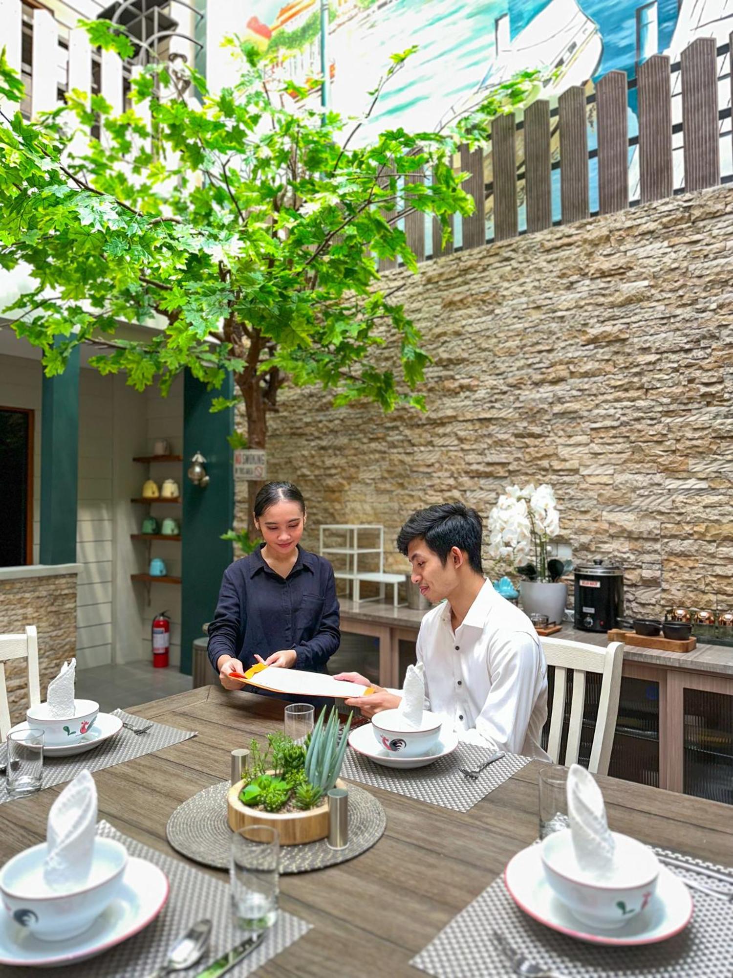 Lugano Arte Homestay Jakarta Exteriör bild