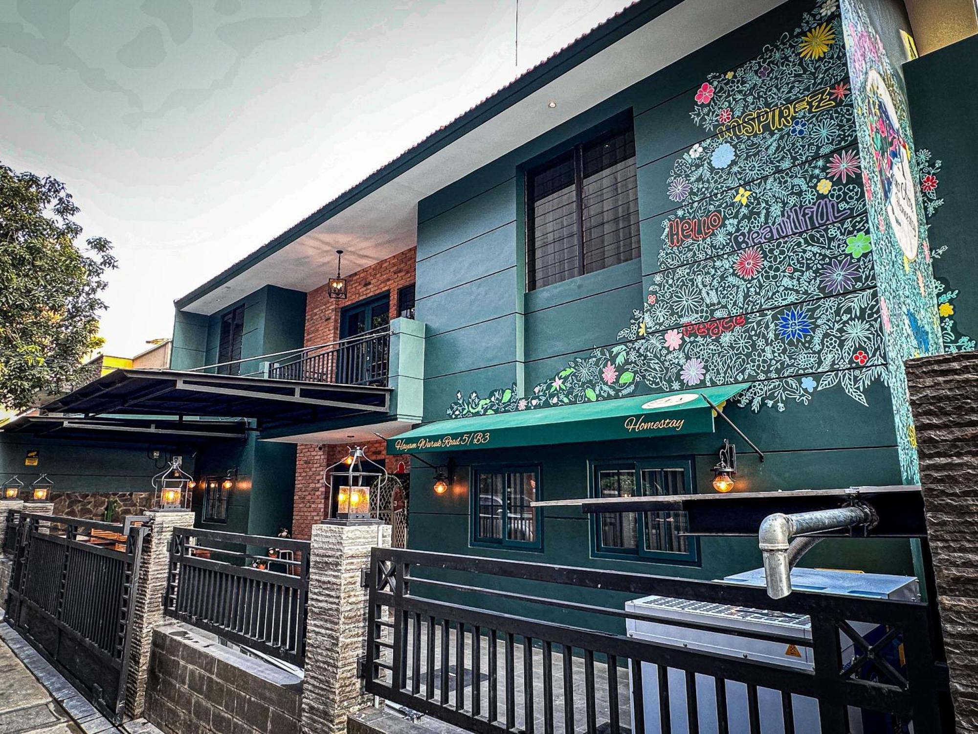 Lugano Arte Homestay Jakarta Exteriör bild