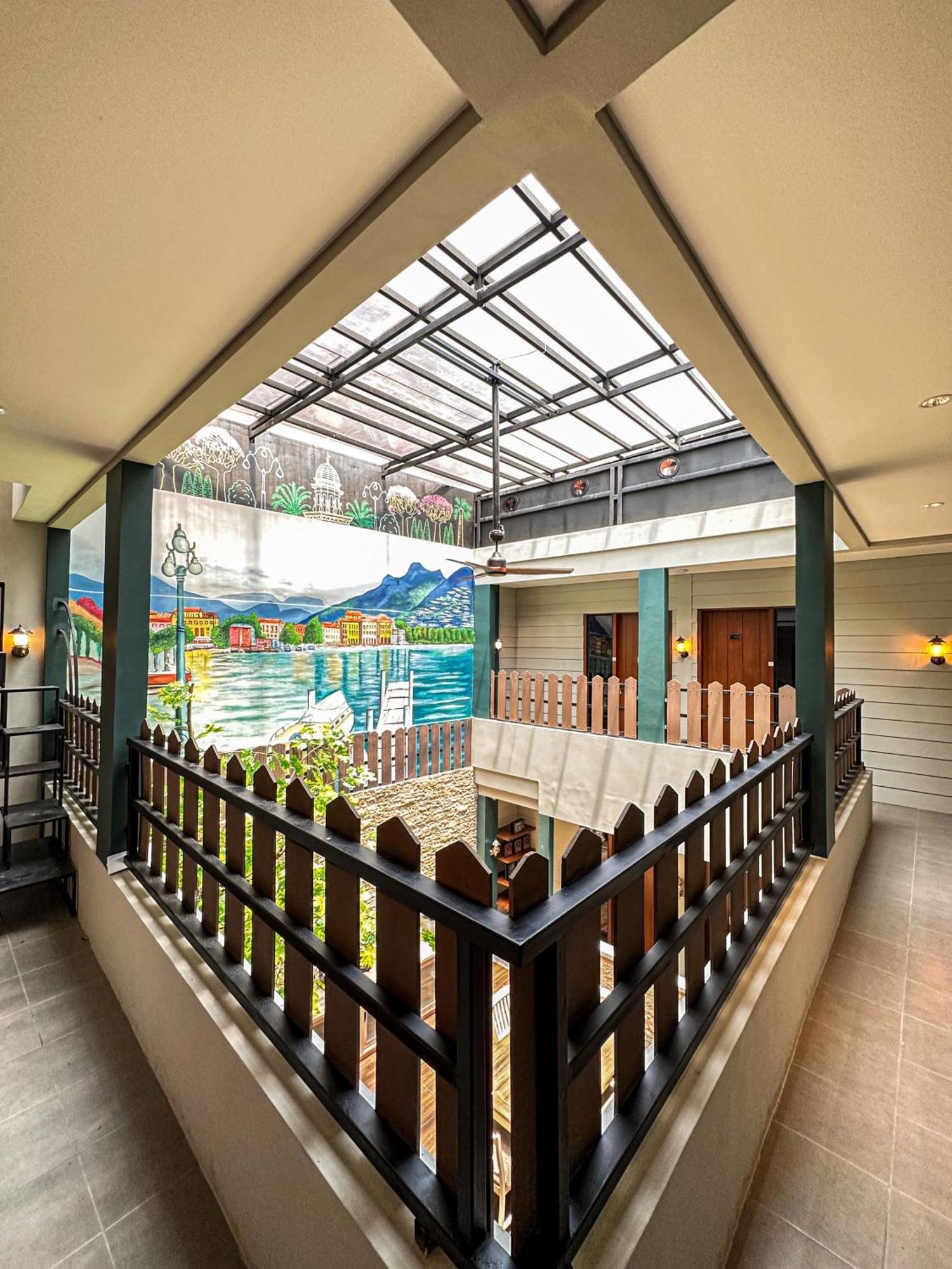 Lugano Arte Homestay Jakarta Exteriör bild